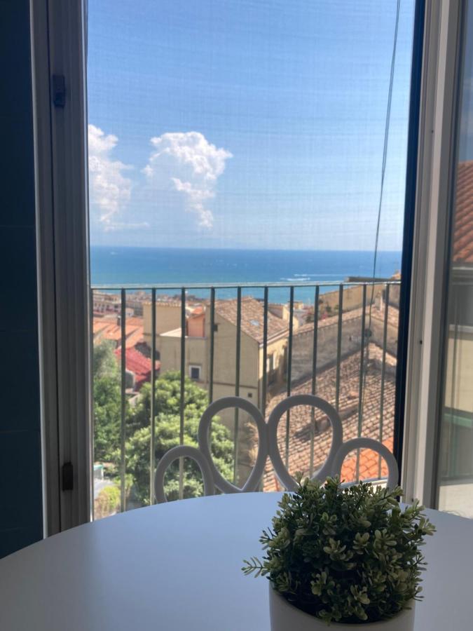 Tutta Un'Altra Vista Lejlighed Salerno Eksteriør billede